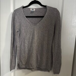 Old Navy Gray V-Neck Sweater